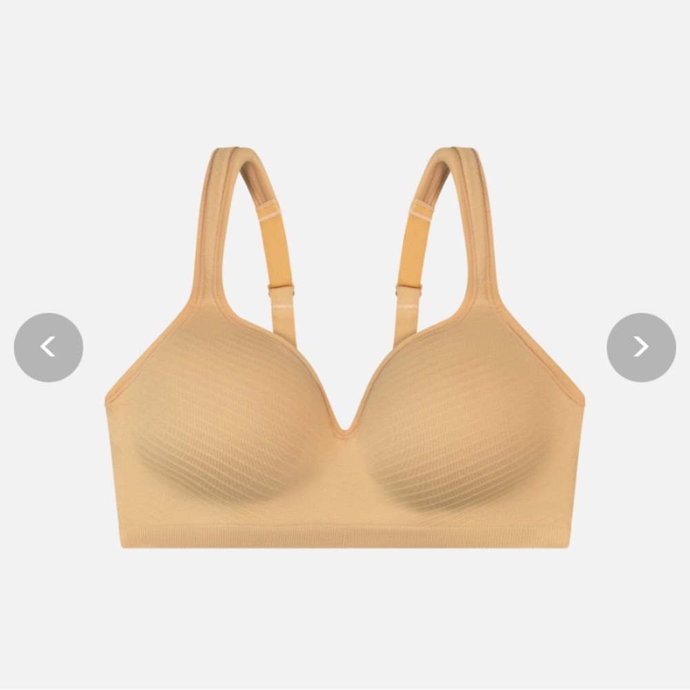 Under Outfit Perfect Neckline Bra NWOT